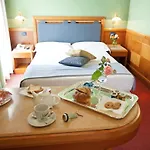 Hotel Arosio Hotel 4*