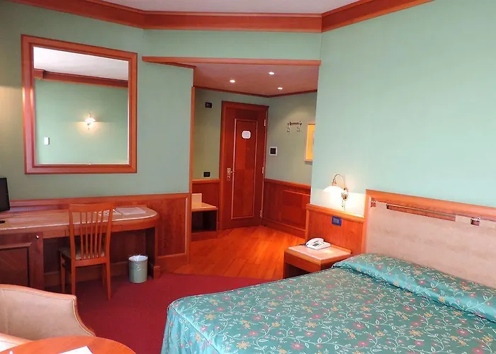 Arosio Hotel 4*