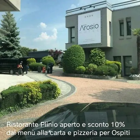 호텔 Arosio Hotel 아로시오