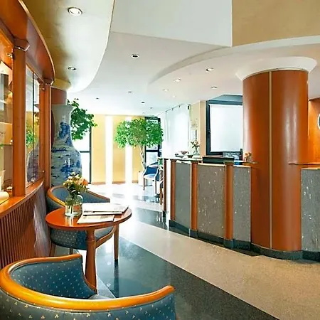 Arosio Hotel 4*