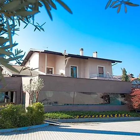 Ξενοδοχείο Arosio Hotel Arosio