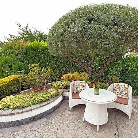 Arosio Hotel Ξενοδοχείο 4*