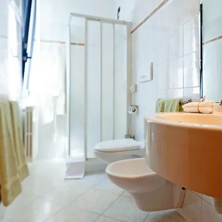 Arosio Hotel