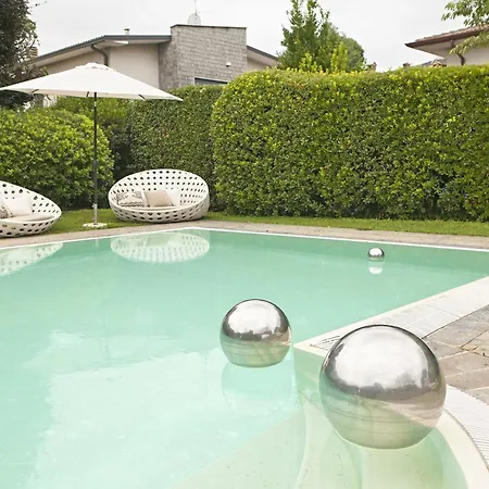 Arosio Hotel 4* Arosio